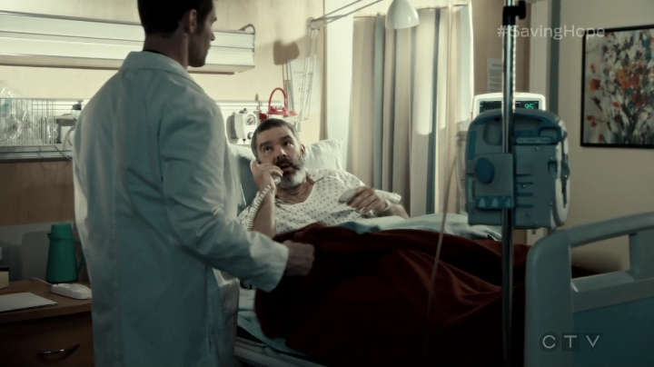 VampireDiariesWorld-dot-org_SavingHope3x02-0902.jpg