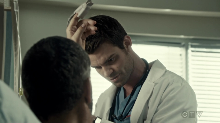 VampireDiariesWorld-dot-org_SavingHope3x02-1500.jpg