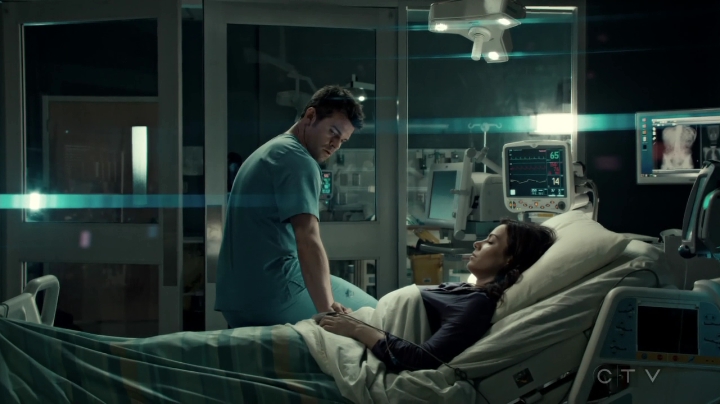 VampireDiariesWorld-dot-org_SavingHope3x02-2309.jpg VampireDiariesWorld-dot-org_SavingHope3x02-2309.jpg
