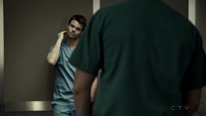 VampireDiariesWorld-dot-org_SavingHope3x03-0253.jpg