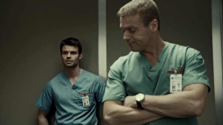 VampireDiariesWorld-dot-org_SavingHope3x03-0277.jpg