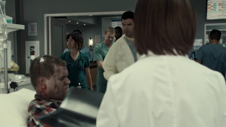 VampireDiariesWorld-dot-org_SavingHope3x03-0299.jpg