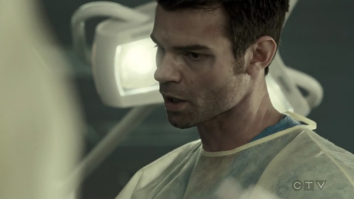 VampireDiariesWorld-dot-org_SavingHope3x03-0893.jpg