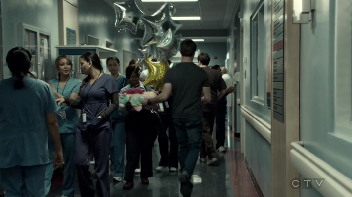 VampireDiariesWorld-dot-org_SavingHope3x03-2432.jpg