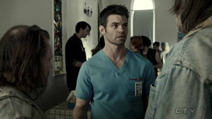 VampireDiariesWorld-dot-org_SavingHope3x04-0122.jpg