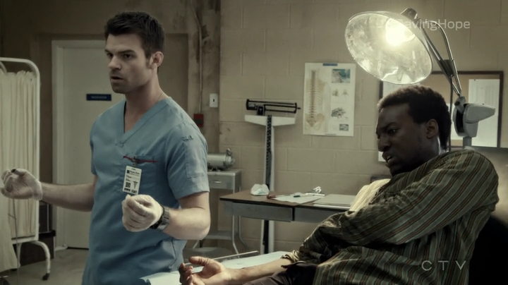 VampireDiariesWorld-dot-org_SavingHope3x04-0434.jpg