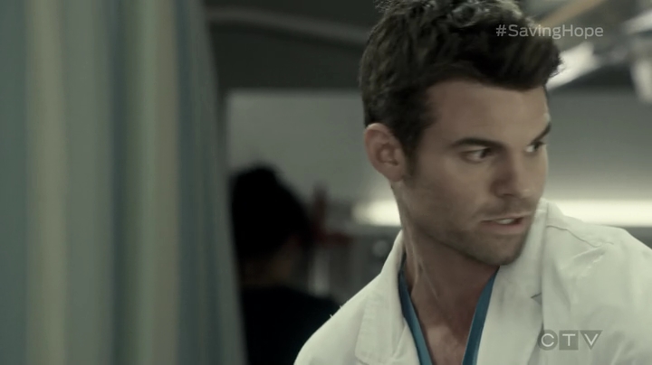 VampireDiariesWorld-dot-org_SavingHope3x05-0327.jpg