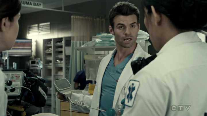 VampireDiariesWorld-dot-org_SavingHope3x05-0345.jpg