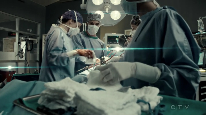 VampireDiariesWorld-dot-org_SavingHope3x05-0588.jpg