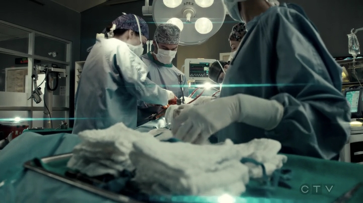 VampireDiariesWorld-dot-org_SavingHope3x05-0589.jpg