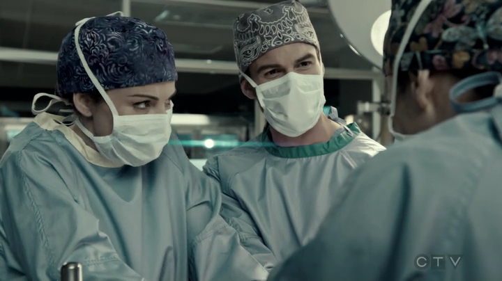 VampireDiariesWorld-dot-org_SavingHope3x05-0599.jpg