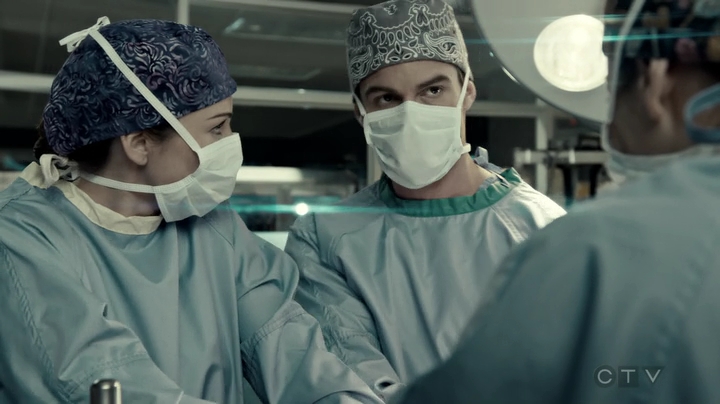 VampireDiariesWorld-dot-org_SavingHope3x05-0606.jpg