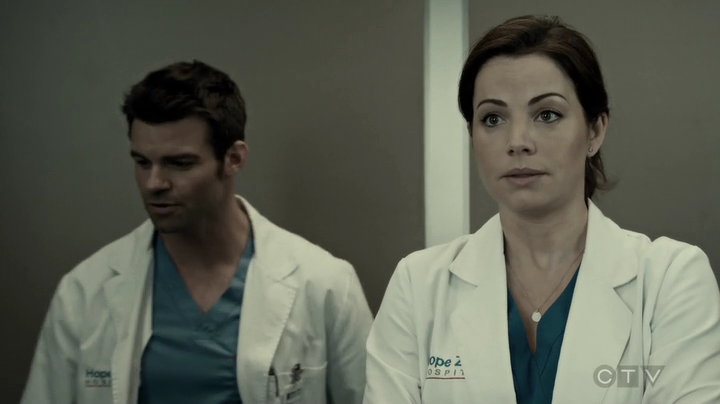 VampireDiariesWorld-dot-org_SavingHope3x05-0693.jpg