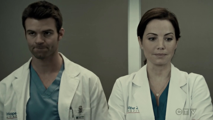 VampireDiariesWorld-dot-org_SavingHope3x05-0703.jpg