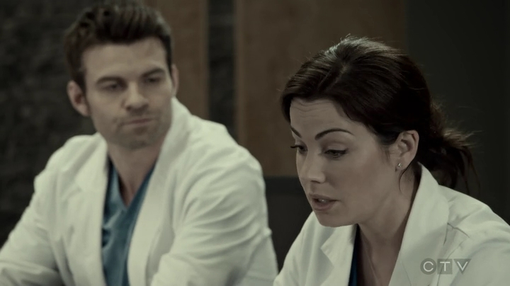 VampireDiariesWorld-dot-org_SavingHope3x05-1168.jpg