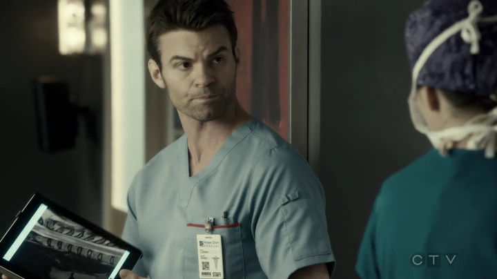 VampireDiariesWorld-dot-org_SavingHope3x05-1778.jpg
