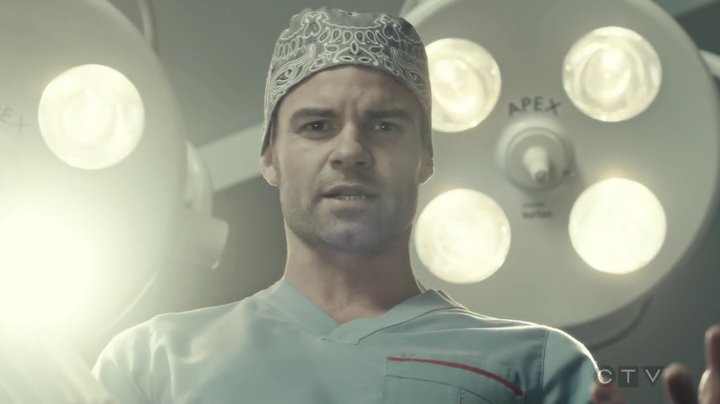 VampireDiariesWorld-dot-org_SavingHope3x05-1979.jpg