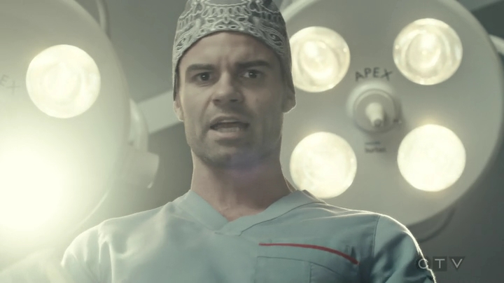 VampireDiariesWorld-dot-org_SavingHope3x05-1981.jpg
