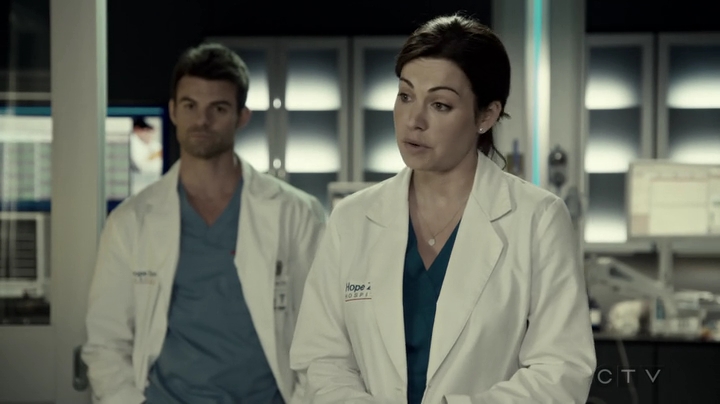 VampireDiariesWorld-dot-org_SavingHope3x05-2141.jpg
