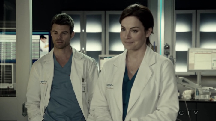 VampireDiariesWorld-dot-org_SavingHope3x05-2147.jpg