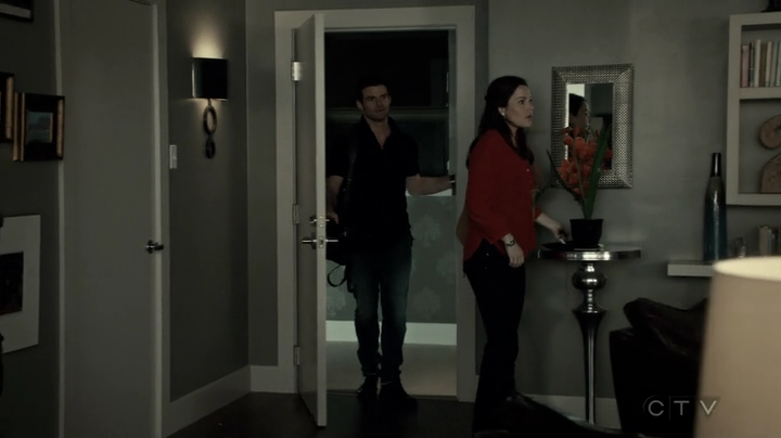 VampireDiariesWorld-dot-org_SavingHope3x05-2386.jpg VampireDiariesWorld-dot-org_SavingHope3x05-2386.jpg