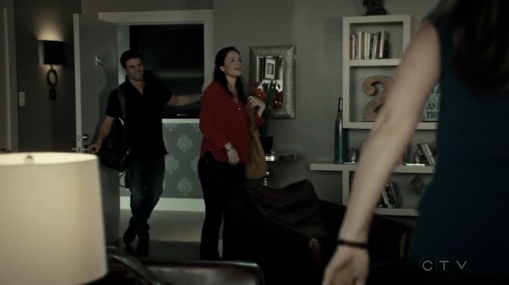 VampireDiariesWorld-dot-org_SavingHope3x05-2388.jpg