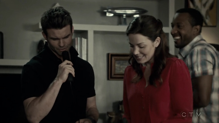 VampireDiariesWorld-dot-org_SavingHope3x05-2467.jpg