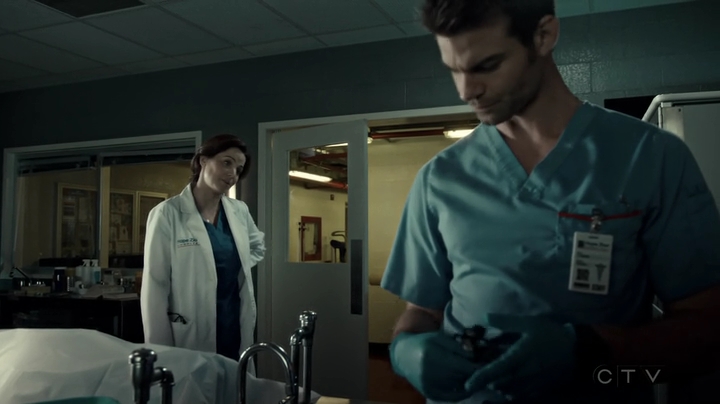 VampireDiariesWorld-dot-org_SavingHope3x06-0303.jpg