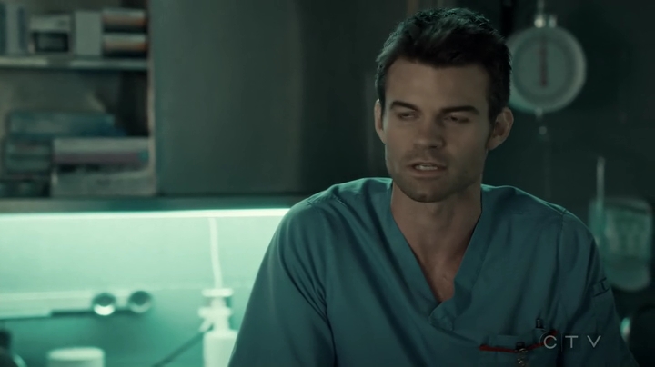 VampireDiariesWorld-dot-org_SavingHope3x06-0315.jpg