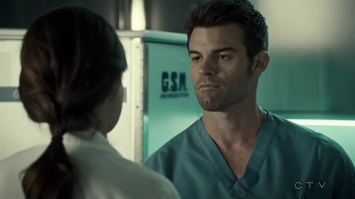 VampireDiariesWorld-dot-org_SavingHope3x06-0331.jpg