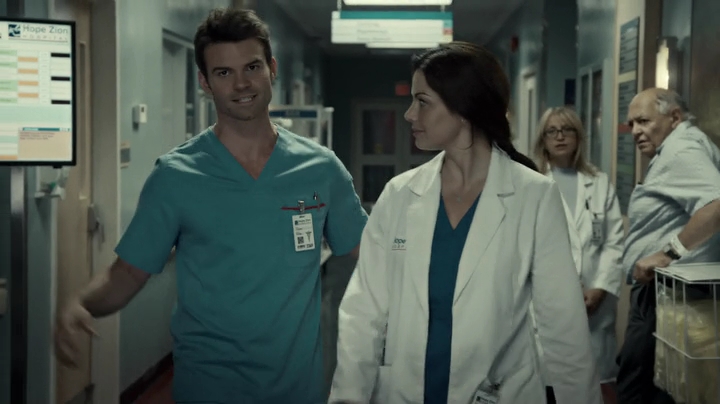 VampireDiariesWorld-dot-org_SavingHope3x06-0357.jpg