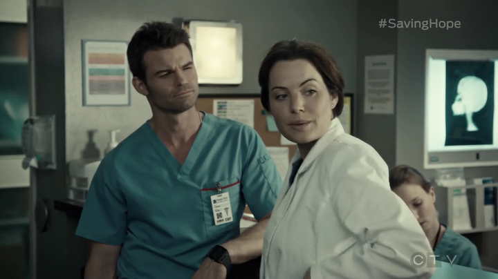 VampireDiariesWorld-dot-org_SavingHope3x06-0408.jpg