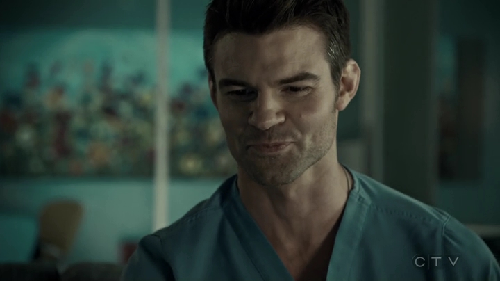 VampireDiariesWorld-dot-org_SavingHope3x06-0628.jpg