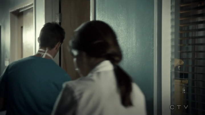 VampireDiariesWorld-dot-org_SavingHope3x06-1019.jpg