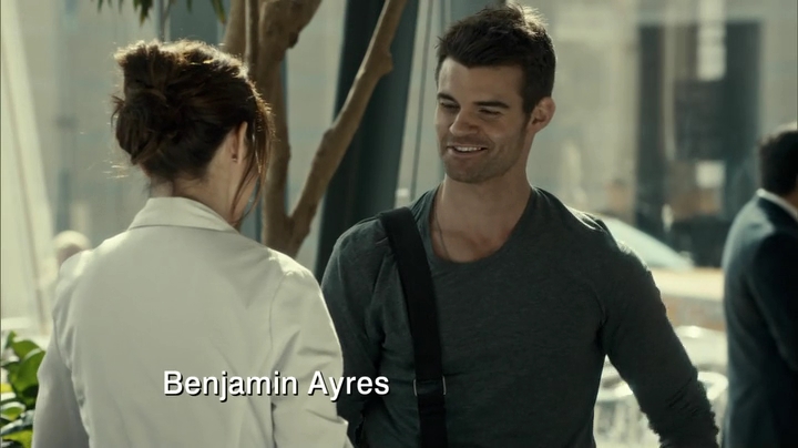 VampireDiariesWorld_dot_nl-SavingHope3x08-055.jpg