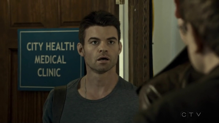 VampireDiariesWorld_dot_nl-SavingHope3x08-391.jpg VampireDiariesWorld_dot_nl-SavingHope3x08-391.jpg