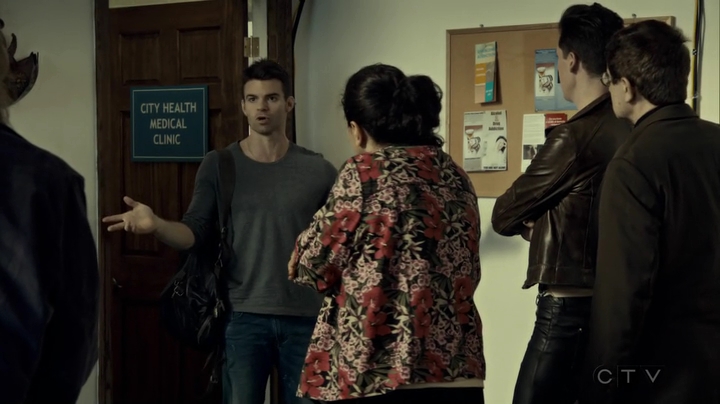 VampireDiariesWorld_dot_nl-SavingHope3x08-402.jpg VampireDiariesWorld_dot_nl-SavingHope3x08-402.jpg