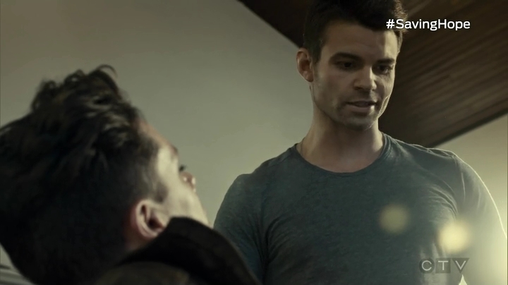VampireDiariesWorld_dot_nl-SavingHope3x08-860.jpg