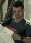 VampireDiariesWorld_dot_nl-SavingHope3x08-020.jpg