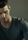 VampireDiariesWorld_dot_nl-SavingHope3x08-1290.jpg