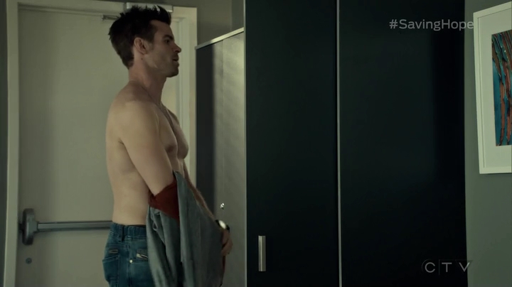 VampireDiariesWorld_dot_nl-SavingHope3x09-033.jpg