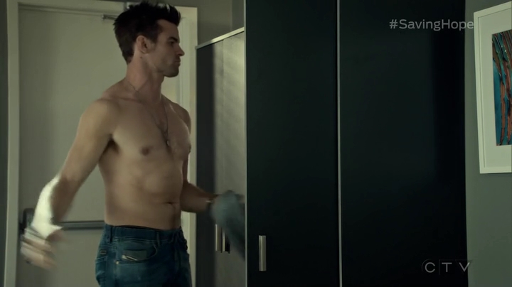 VampireDiariesWorld_dot_nl-SavingHope3x09-034.jpg