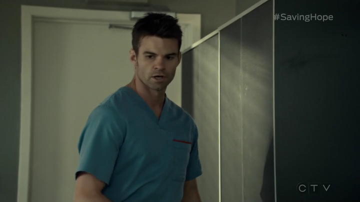 VampireDiariesWorld_dot_nl-SavingHope3x09-056.jpg