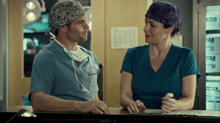 VampireDiariesWorld_dot_nl-SavingHope3x09-2041.jpg