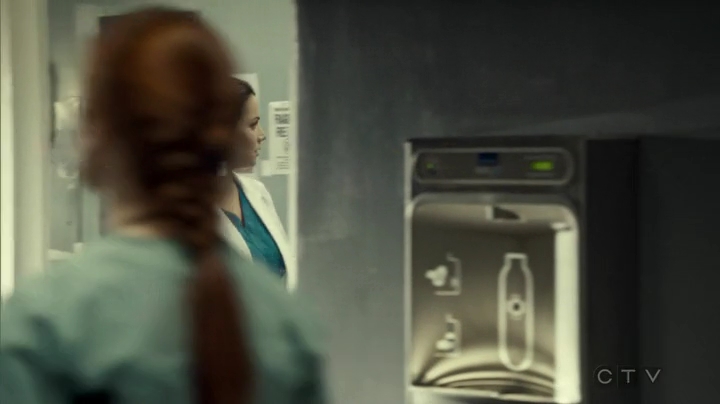 VampireDiariesWorld_dot_nl-SavingHope3x09-242.jpg