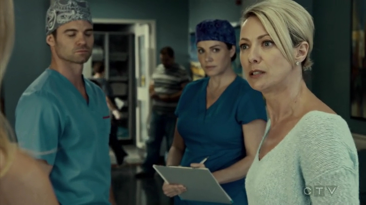 VampireDiariesWorld_dot_nl-SavingHope3x09-563.jpg