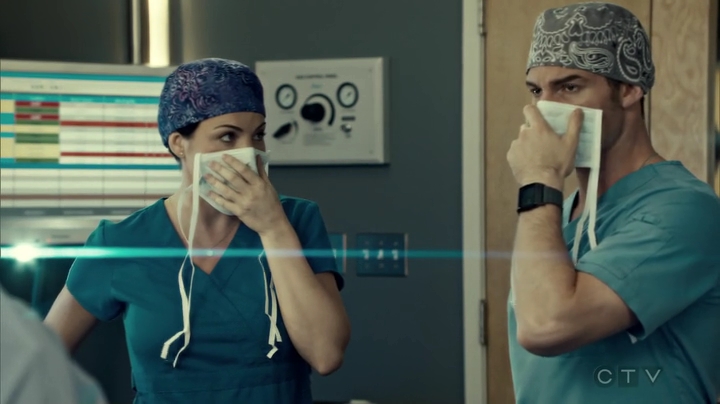 VampireDiariesWorld_dot_nl-SavingHope3x09-611.jpg