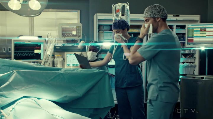 VampireDiariesWorld_dot_nl-SavingHope3x09-618.jpg