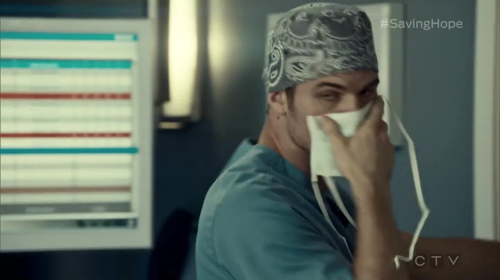 VampireDiariesWorld_dot_nl-SavingHope3x09-818.jpg