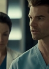 VampireDiariesWorld_dot_nl-SavingHope3x09-2075.jpg